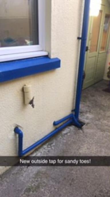 A Family Cottage In Tenby Exterior photo